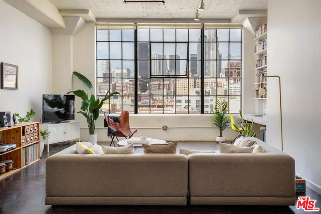 420 San Pedro #510, Los Angeles, CA 90013