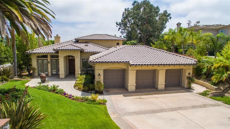 2242 Rosemont Ln, Encinitas, CA 92024