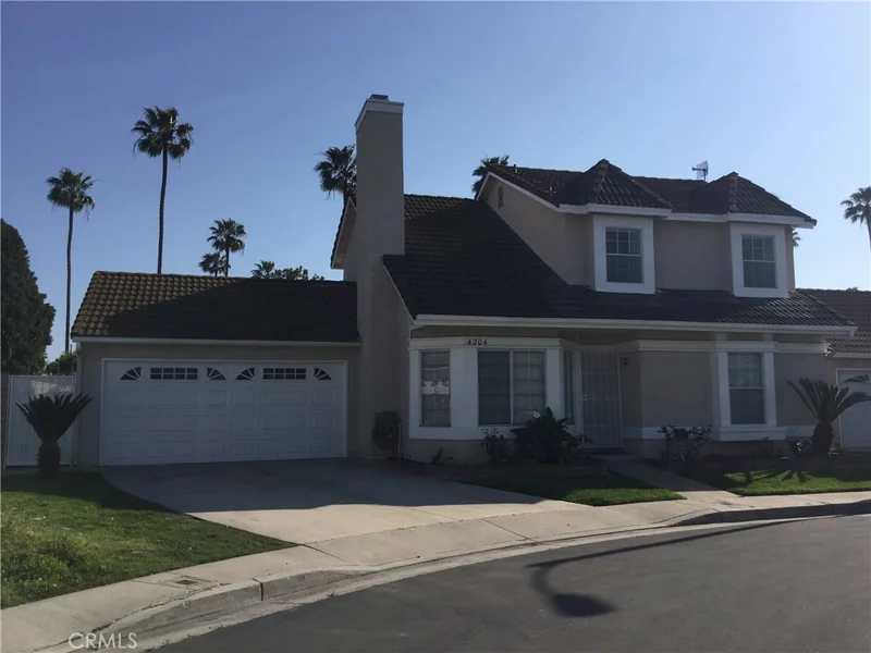 4204 Simsburry, Santa Ana, CA 92704