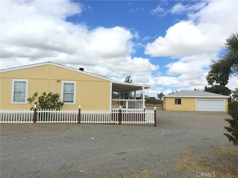 11832 Corton #A/B, Pinon Hills, CA 92371