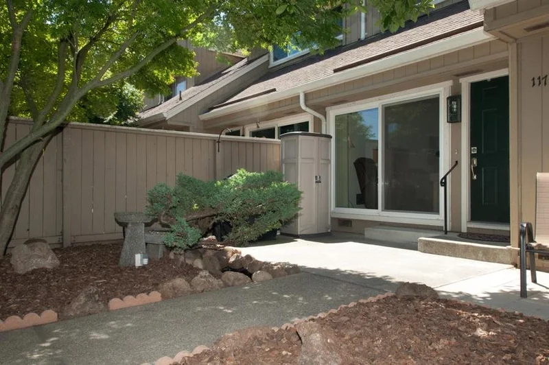 1170 Coburn Ct, San Leandro, CA 94578-3202