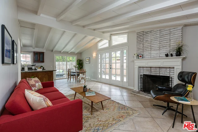 7850 Kentland, West Hills, CA 91304