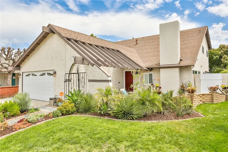 11570 Cozumel, Cypress, CA 90630