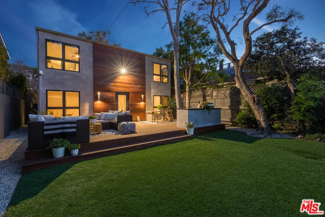 849 Dickson, Venice, CA 90292