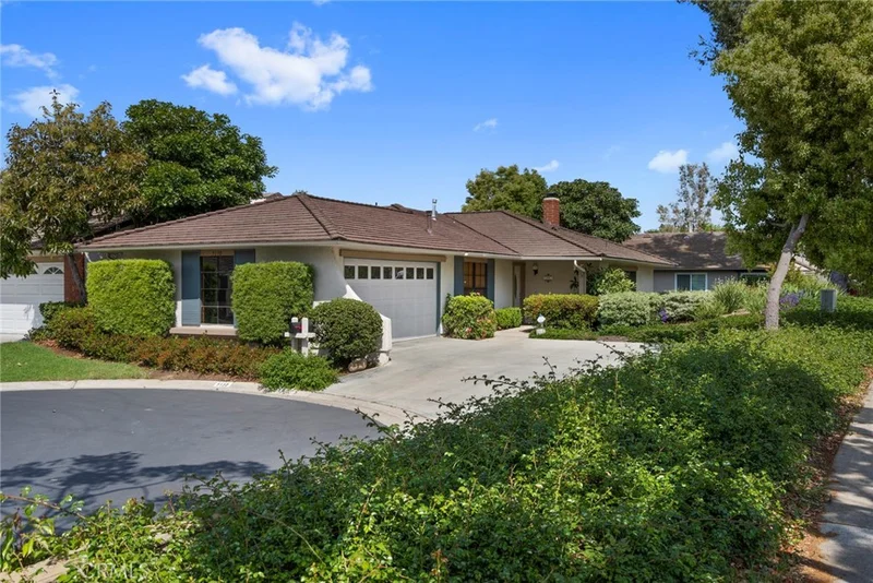 5130 Thorn Tree, Irvine, CA 92612