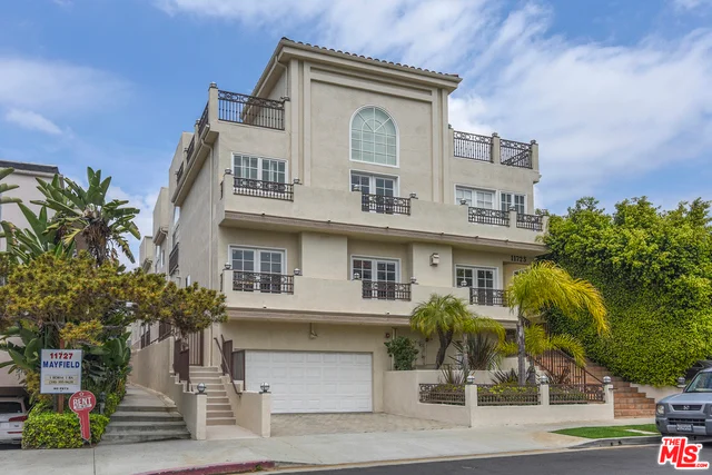11723 Mayfield #3, Los Angeles, CA 90049