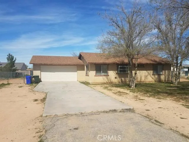 22854 Ottawa, Apple Valley, CA 92308