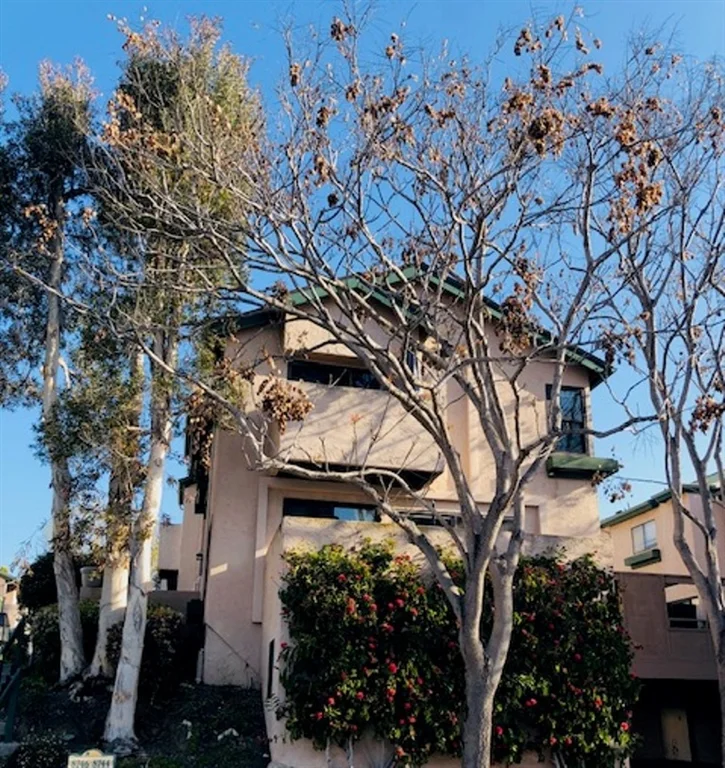 8746 Villa La Jolla Drive #50, La Jolla, CA 92037