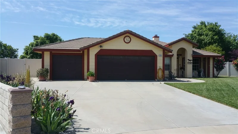 12382 Paradise, Yucaipa, CA 92399