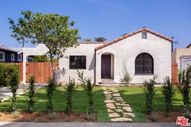 2948 Chesapeake, Los Angeles, CA 90016