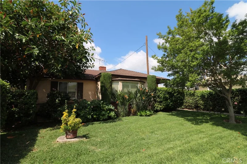 1135 California, Burbank, CA 91505