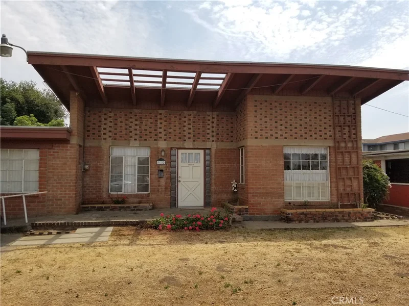 912 Cook, Santa Maria, CA 93458