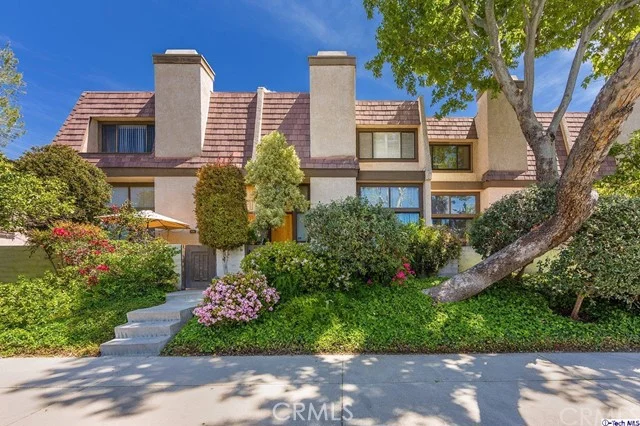 9000 Vanalden #105, Northridge, CA 91324