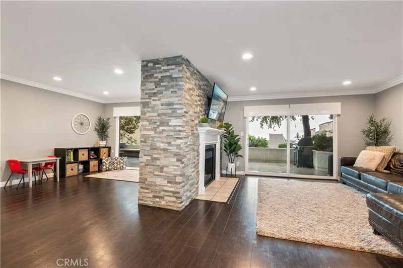 2299 Legion #203, Signal Hill, CA 90755