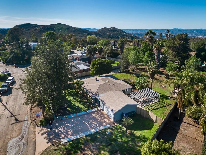 421 La Cresta Heights Rd, El Cajon, CA 92021