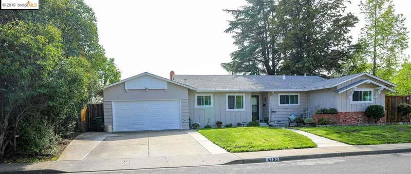 4200 Henning Dr, Concord, CA 94521
