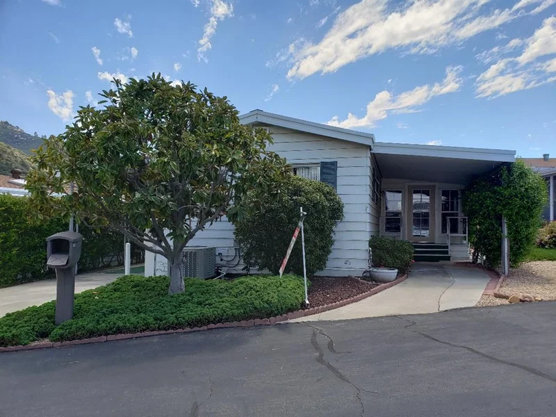 8975 Lawrence Welk Dr #156, Escondido, CA 92026