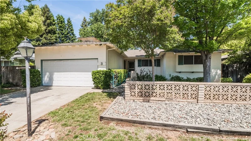 3 Woodcrest, Chico, CA 95926