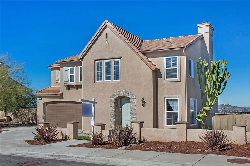 7800 Eastridge Drive, La Mesa, CA 91941