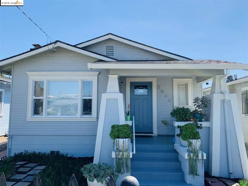 2540 63rd Ave, Oakland, CA 94605
