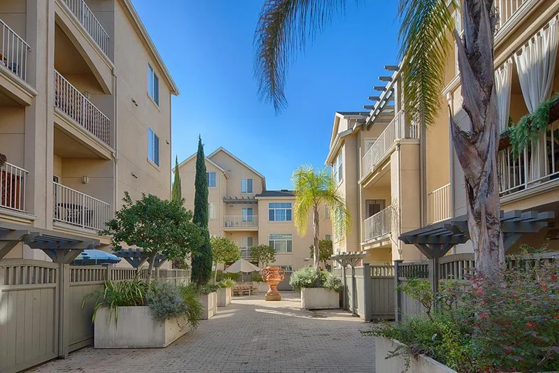 2255 Showers #295, Mountain View, CA 94040