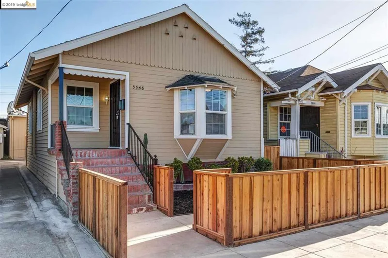 5546 E 16th St, Oakland, CA 94621
