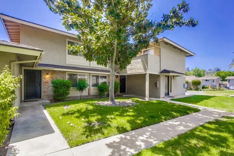 904 Amistad Court #B, El Cajon, CA 92019