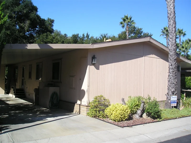 8975 Lawrence Welk Dr #426, Escondido, CA 92026