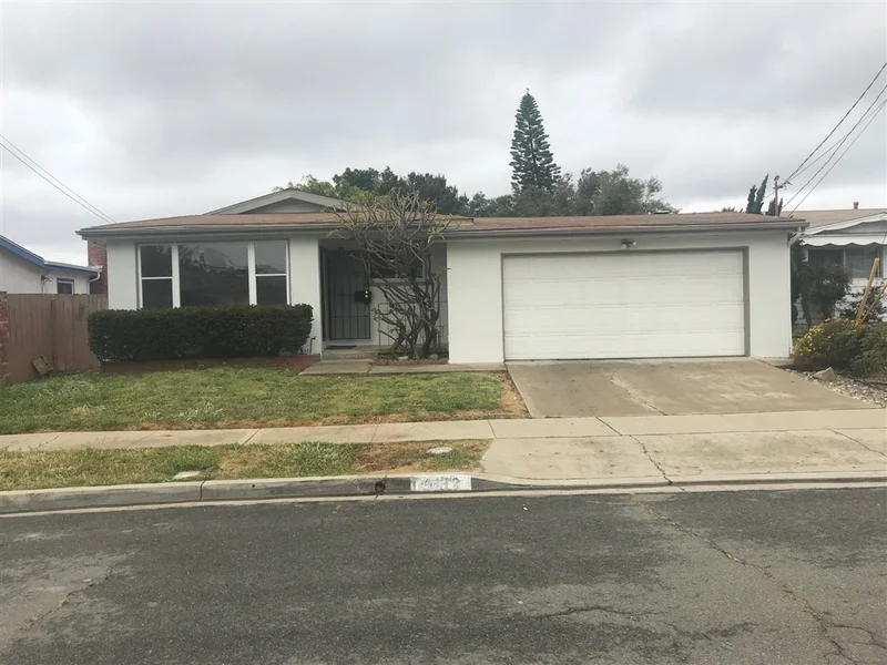 4112 Cosmo St., San Diego, CA 92111