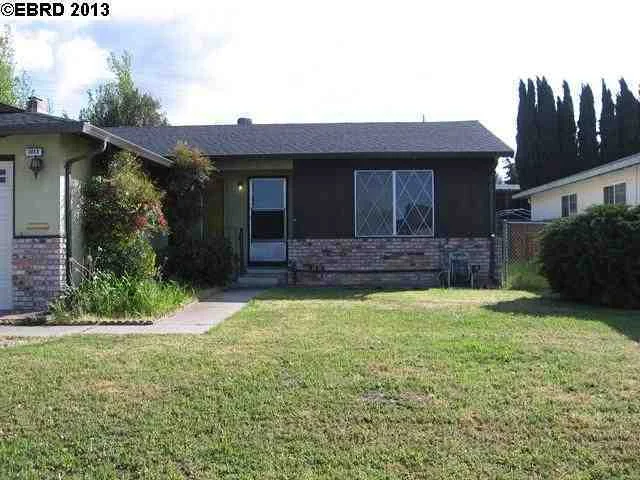 1013 Monterey Dr, Antioch, CA 94509-4616