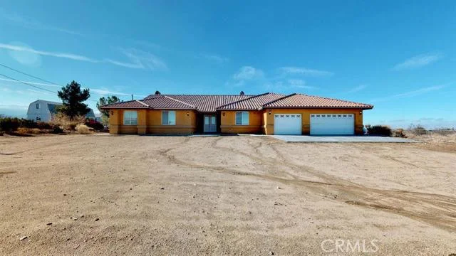 11424 Smith, Phelan, CA 92371