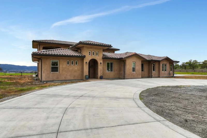 8535 Vista, Gilroy, CA 95020
