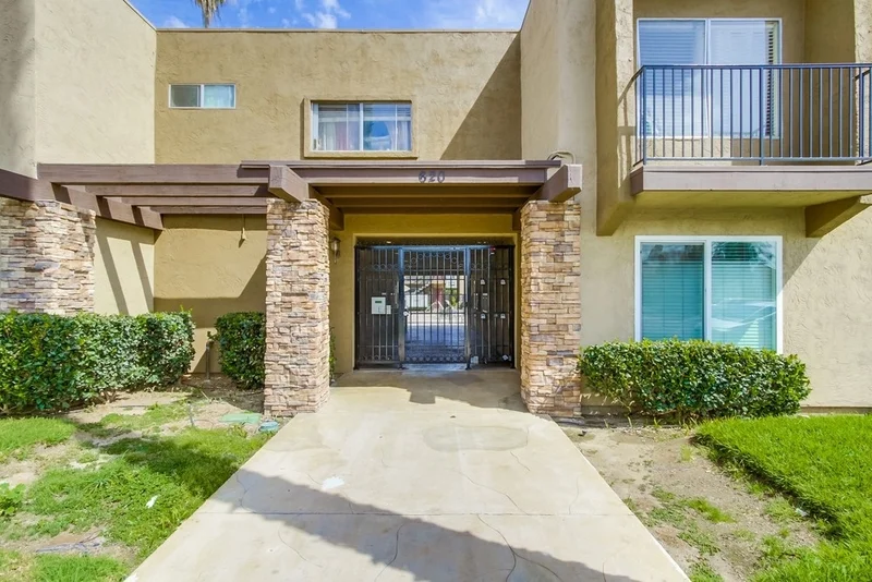 620 Lexington Ave #26, El Cajon, CA 92020