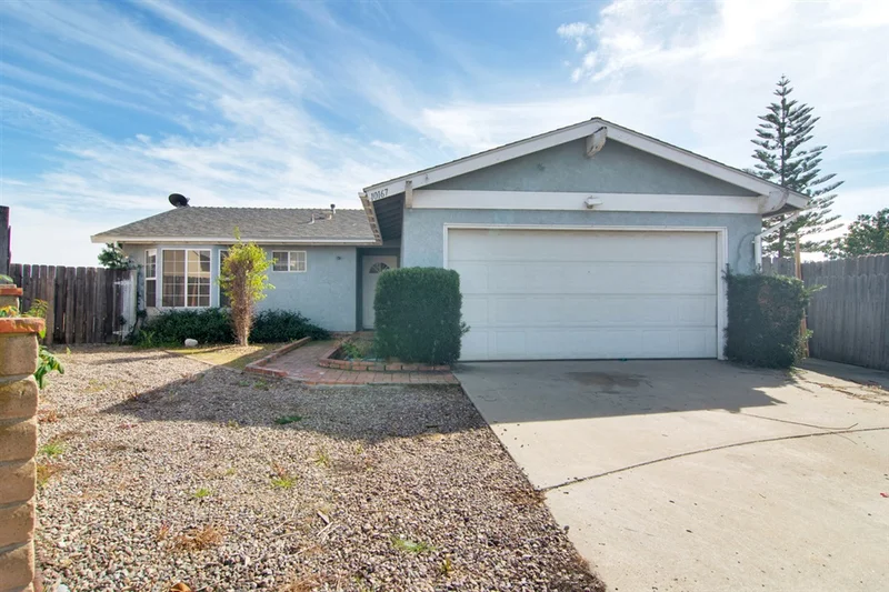 10167 Montura Avenue, Santee, CA 92071