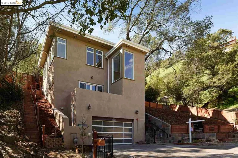1045 Grand View Drive, Berkeley, CA 94705