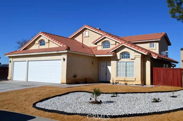 12514 Sunbird, Victorville, CA 92392