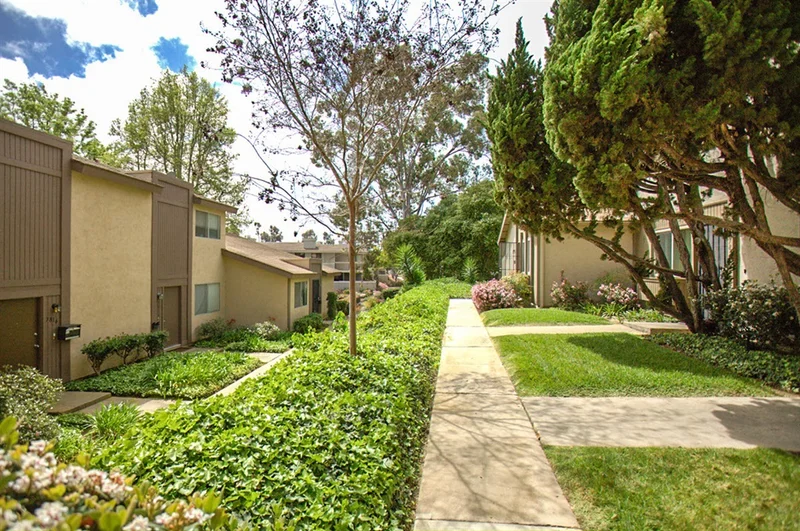 7824 Camino Raposa, San Diego, CA 92122