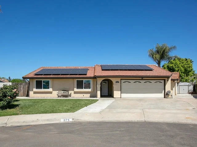 875 Millbrook Place, Escondido, CA 92026