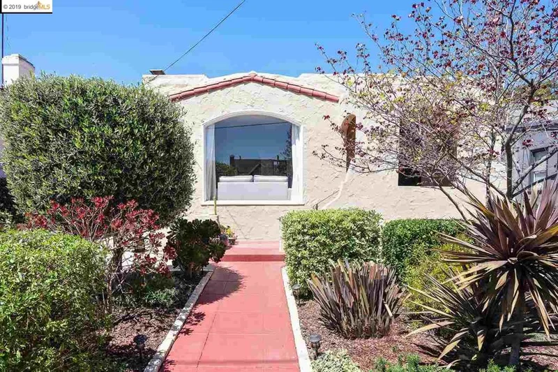 3027 57th Ave, Oakland, CA 94605