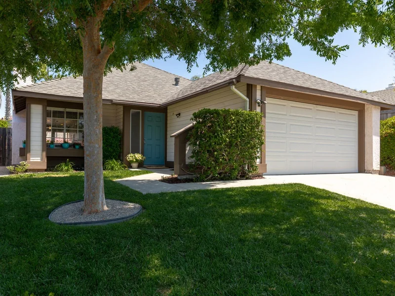 514 Barnett Dr, San Marcos, CA 92069