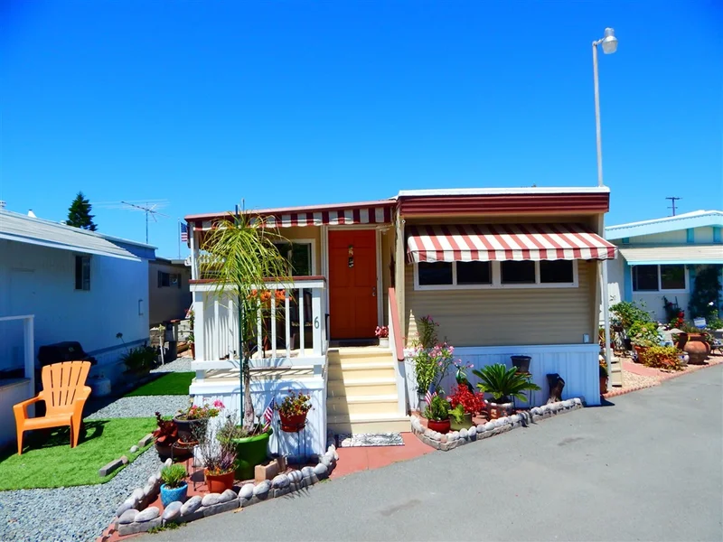 900 Cleveland St #6, Oceanside, CA 92054