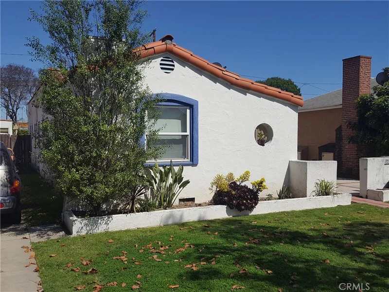 5630 Lemon, Long Beach, CA 90805