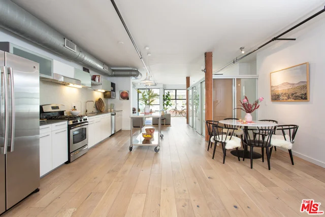 4115 Glencoe #204, Marina Del Rey, CA 90292