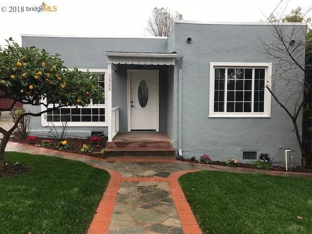 2960 106th Avenue, Oakland, CA 94605