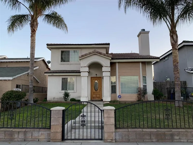 228 E Grand Ave, Pomona, CA 91766