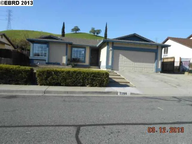 2266 Mount Whitney Drive, Pittsburg, CA 94565-4462