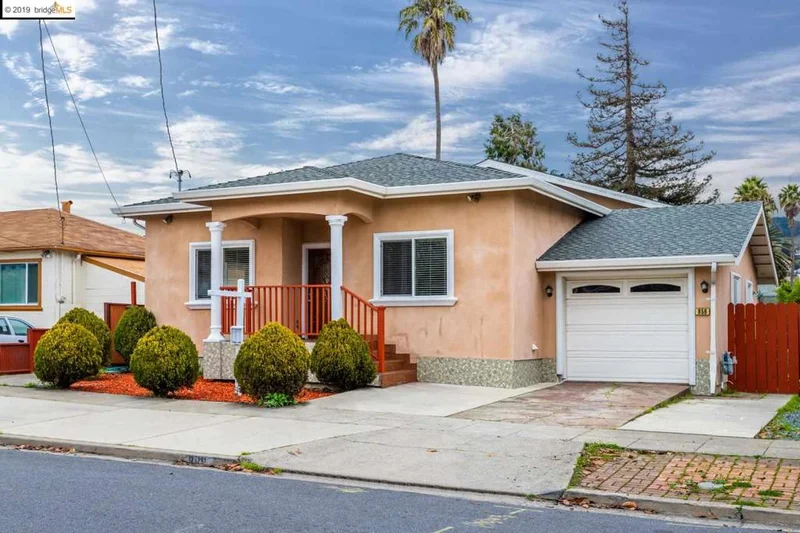 856 Lassen St., Richmond, CA 94805