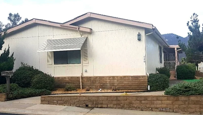 8975 Lawrence Welk Dr #400, Escondido, CA 92026