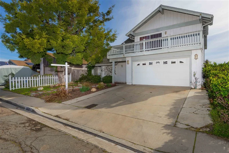 8667 Perseus Rd, San Diego, CA 92126