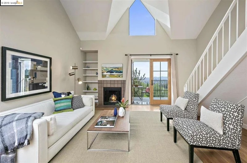 43 Samaria Ln, Oakland, CA 94619